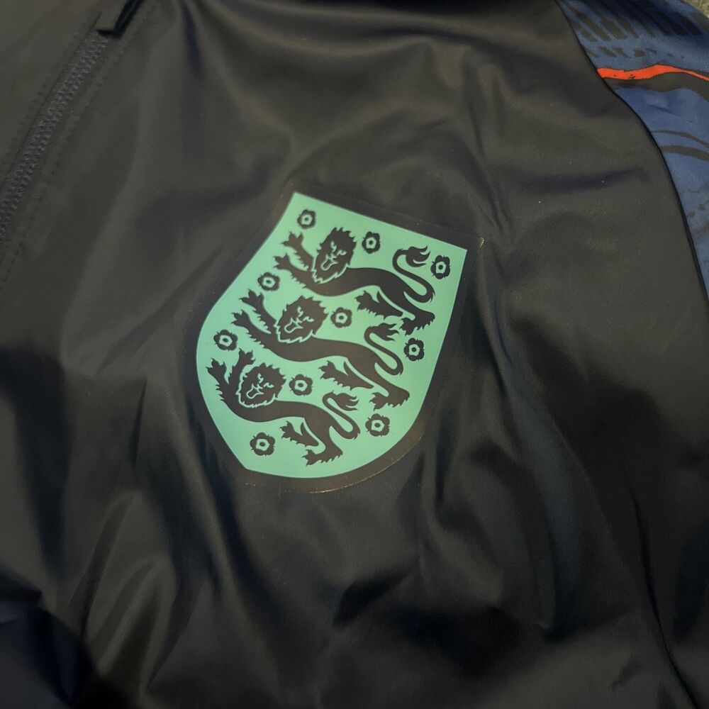 LARGE NIKE ENGLAND 2022/23 ACADEMY FOOTBALL JACKET BLUE DN1091-492 - Picture 4 of 9